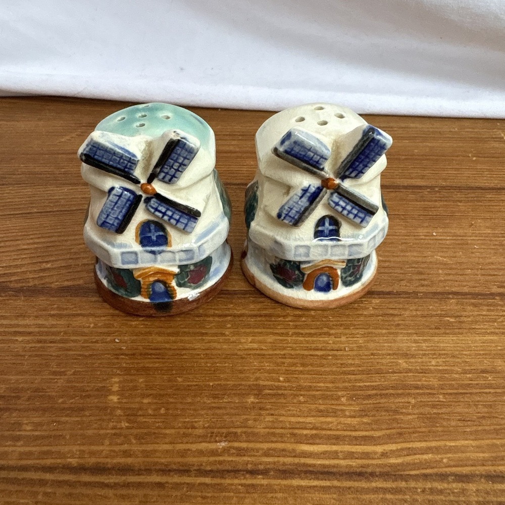 Vintage Windmill Salt and Pepper Shakers Set Ceramic Dutch Japan